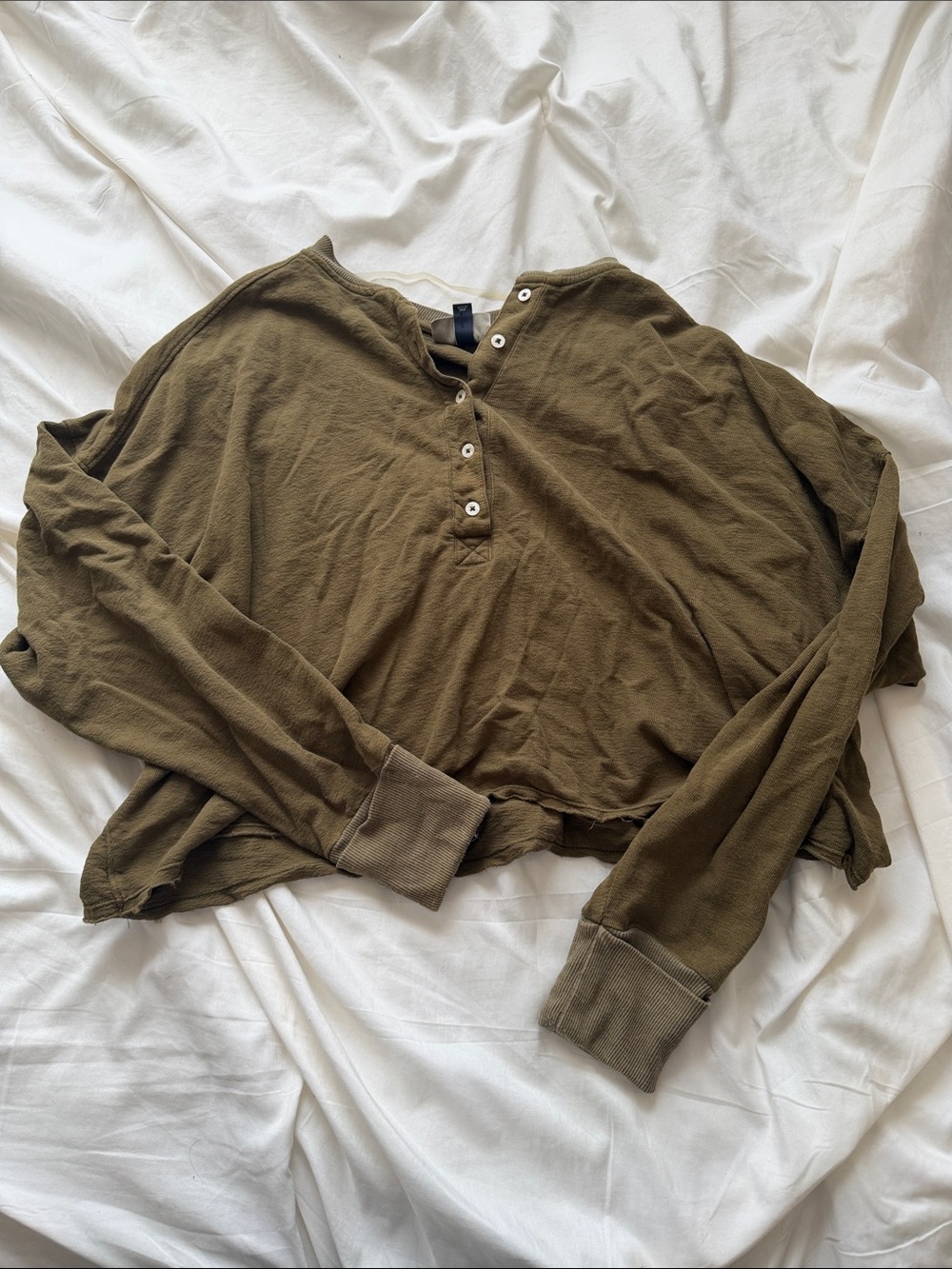 Universal Thread Olive Long-Sleeve Henley Crop Top